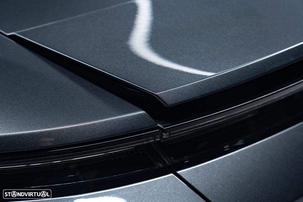 Porsche Taycan Turbo - 15