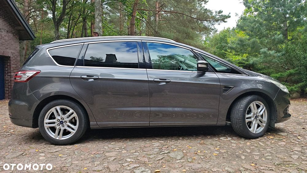 Ford S-Max 1.5 EcoBoost Titanium - 23