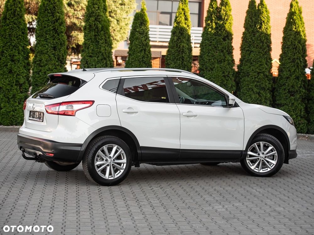 Nissan Qashqai 1.2 DIG-T N-Connecta EU6 - 7