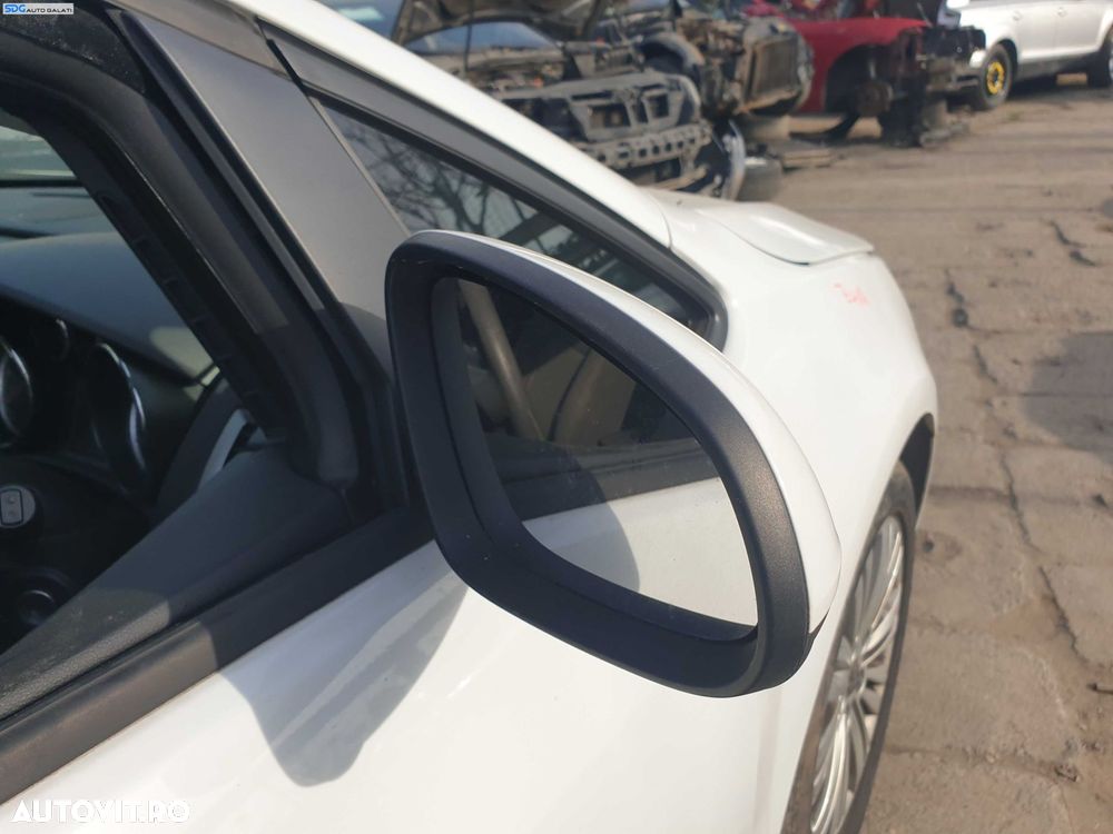 Oglinda Electrica Dreapta FARA Pliere Rabatare Opel Astra J FL Facelift 2012 - 2016 Culoare Z40R [K3637] - 2
