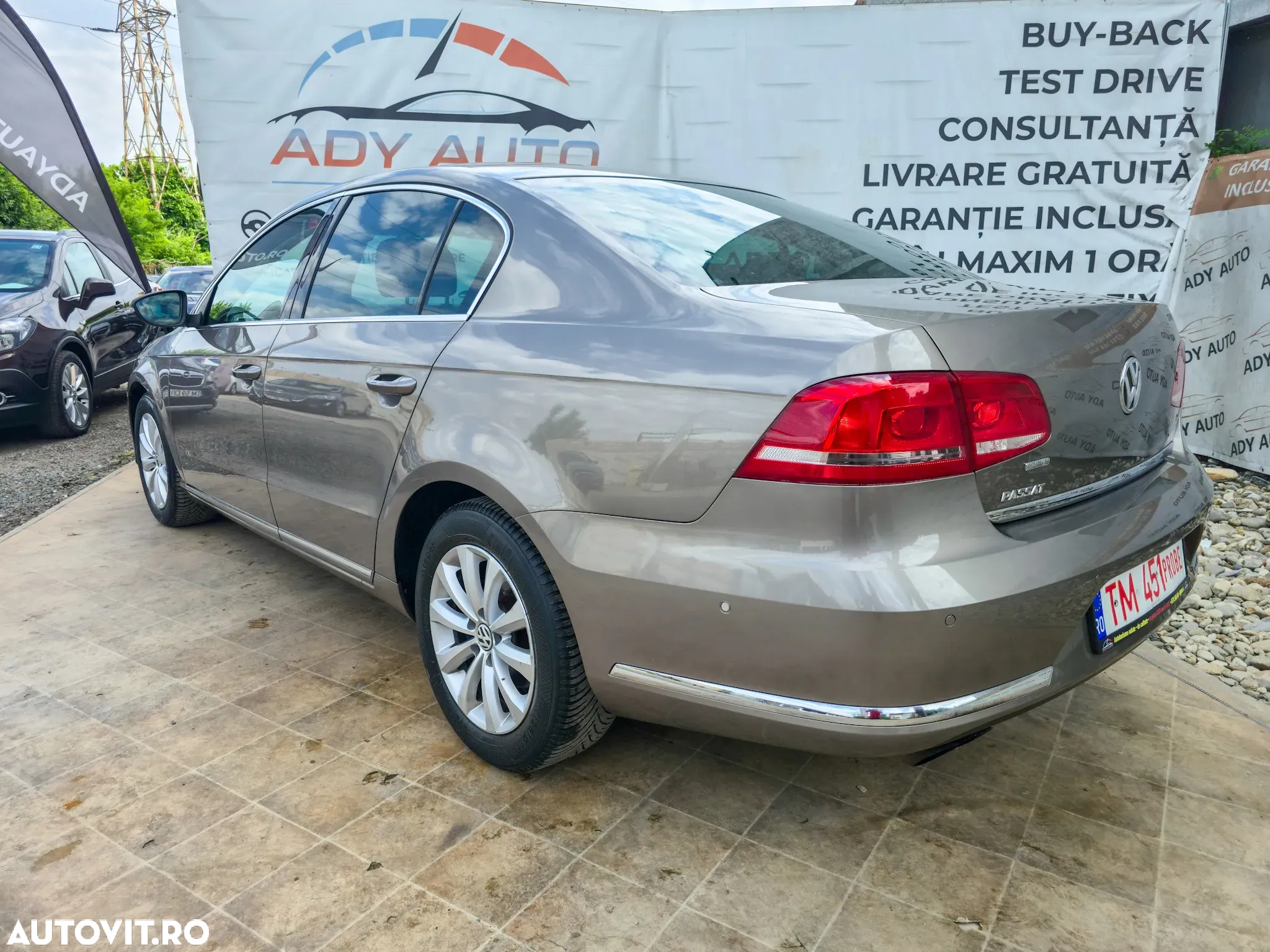 Volkswagen Passat Variant 1.8 TSI Comfortline - 6