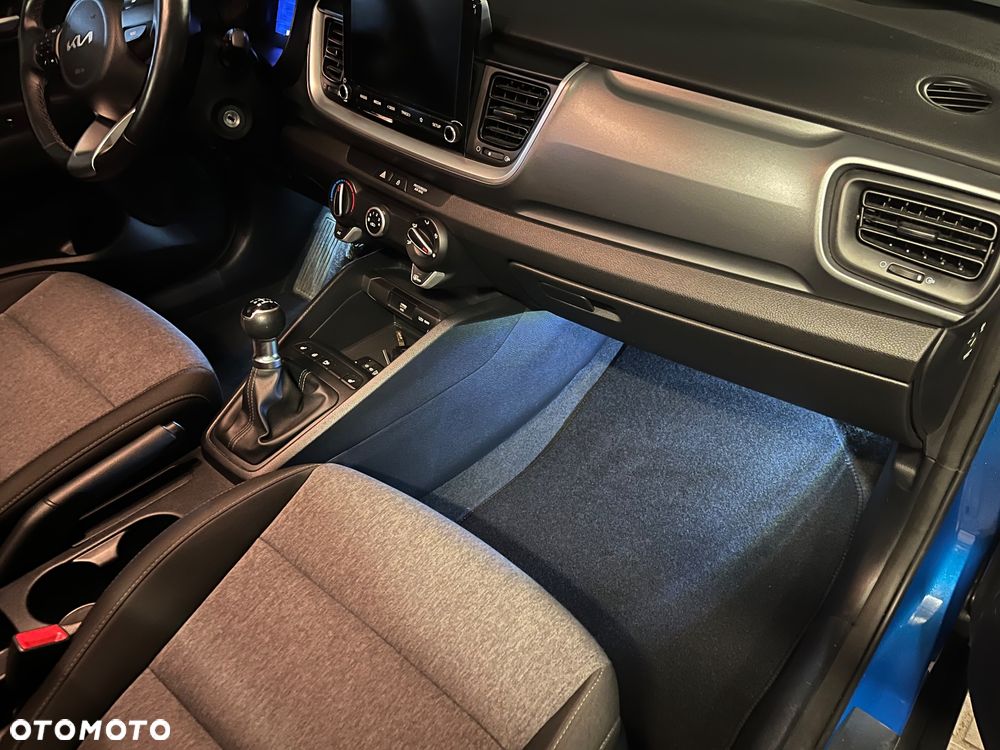 Kia Stonic 1.2 M - 24