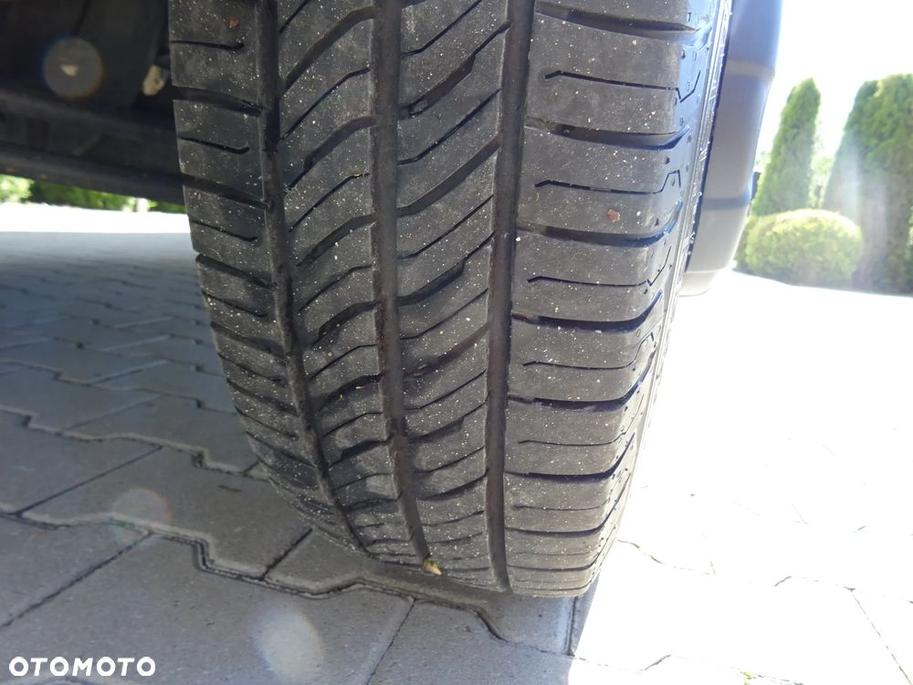 Iveco 35C15 Wywrotka 3- stronna 3,0 HPI KLIMA HAK Wzmocnione Resory Piękna - 26