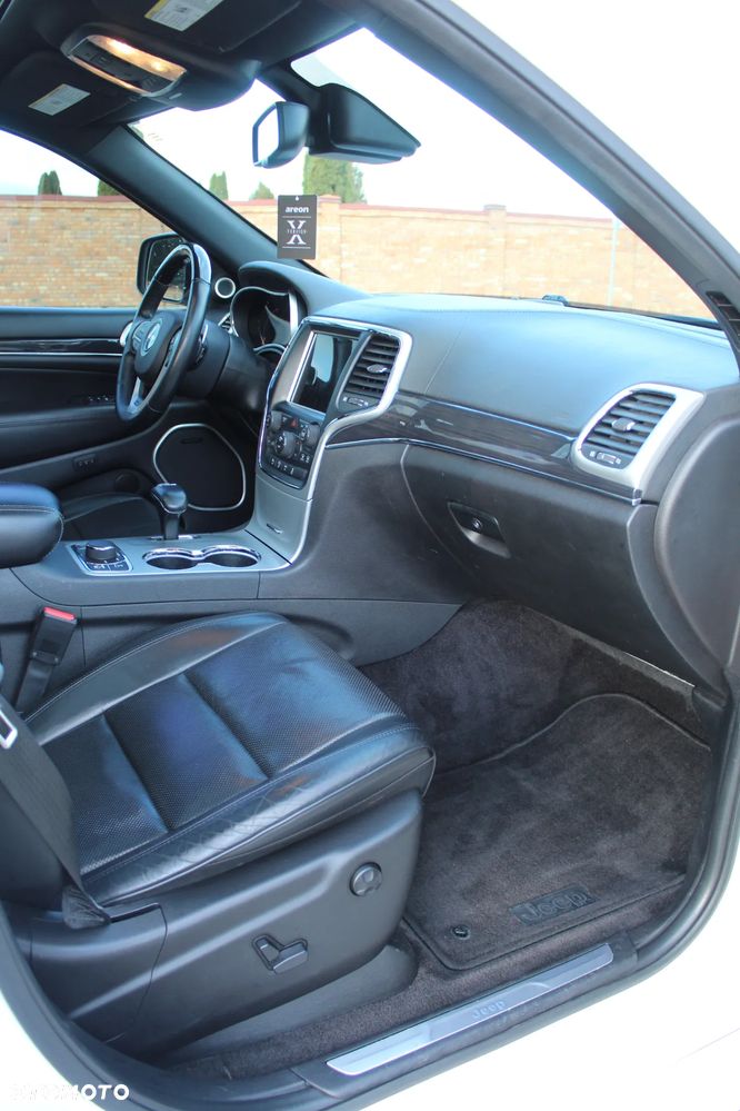 Jeep Grand Cherokee 3.6 V6 Pentastar 4WD Automatik Overland - 29