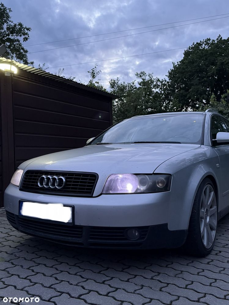 Audi A4 Avant - 16