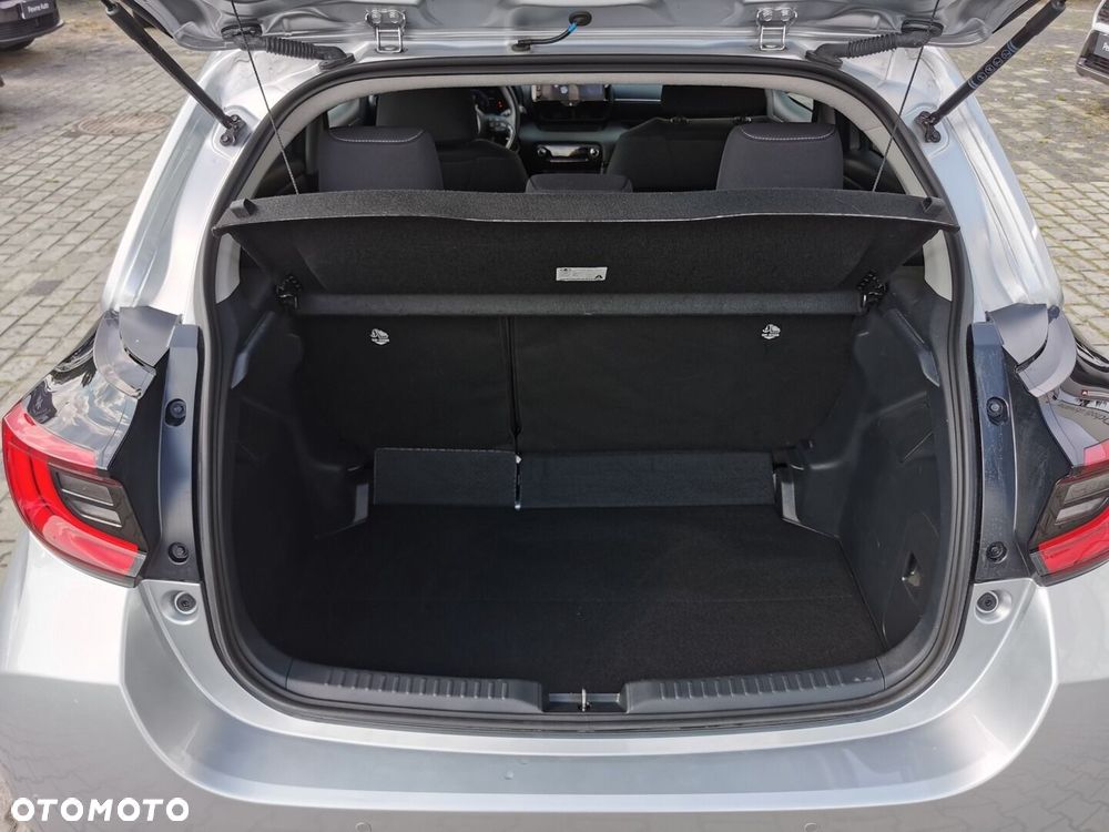 Toyota Yaris Hybrid 1.5 Style - 10