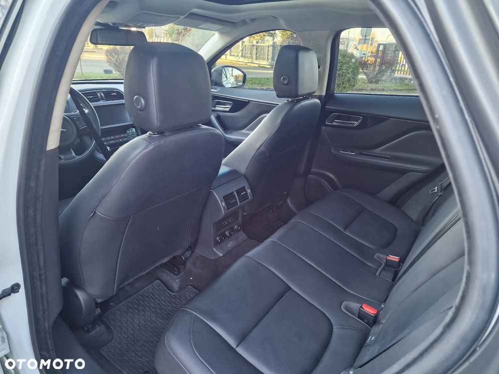 Jaguar F-Pace 2.0 i4P AWD Prestige - 20