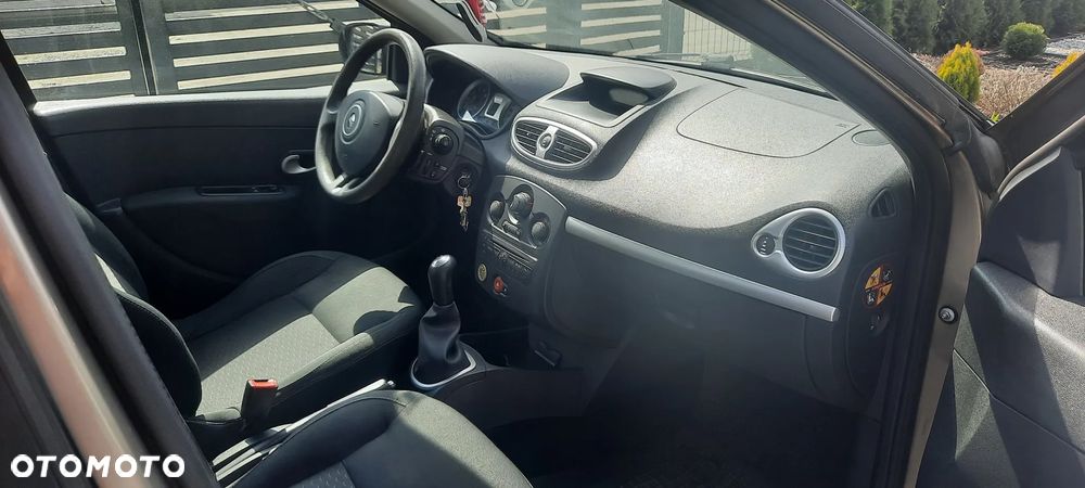 Renault Clio 1.2 16V Tech Run Euro5 - 4
