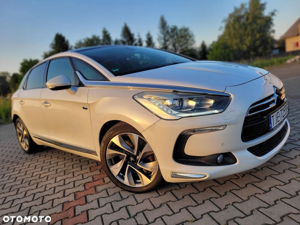 Citroën DS5 Hybrid4 Business Class - 40