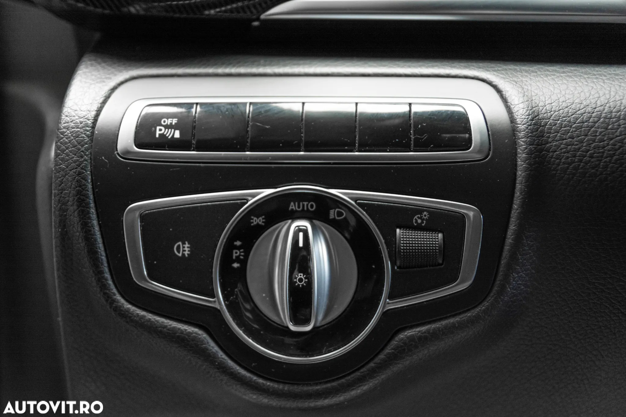 Mercedes-Benz V 220 CDI lang 7G-TRONIC - 24