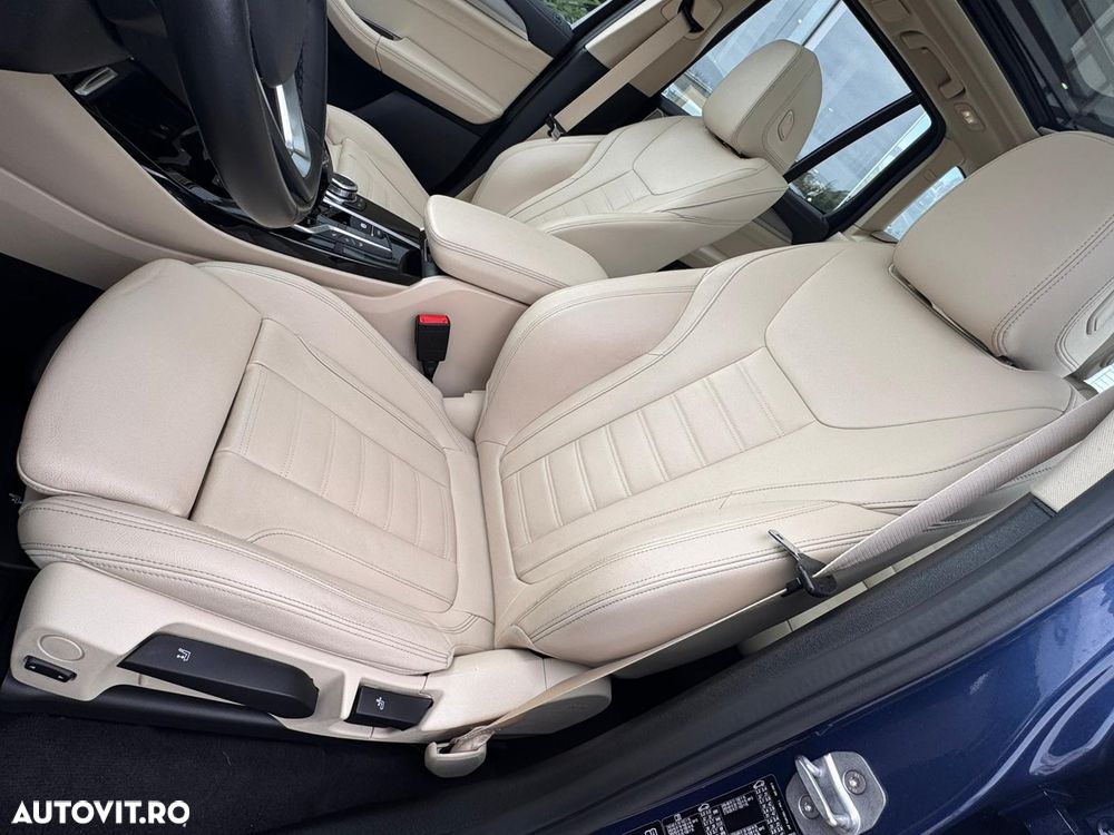 BMW X3 xDrive20d AT Luxury Line - 12