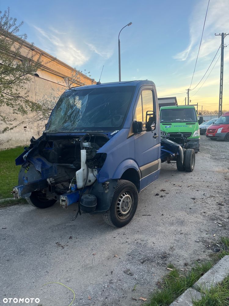Mercedes-Benz Sprinter - 3