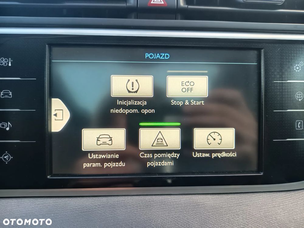 Citroën C4 Grand Picasso e-HDi 115 Exclusive - 24