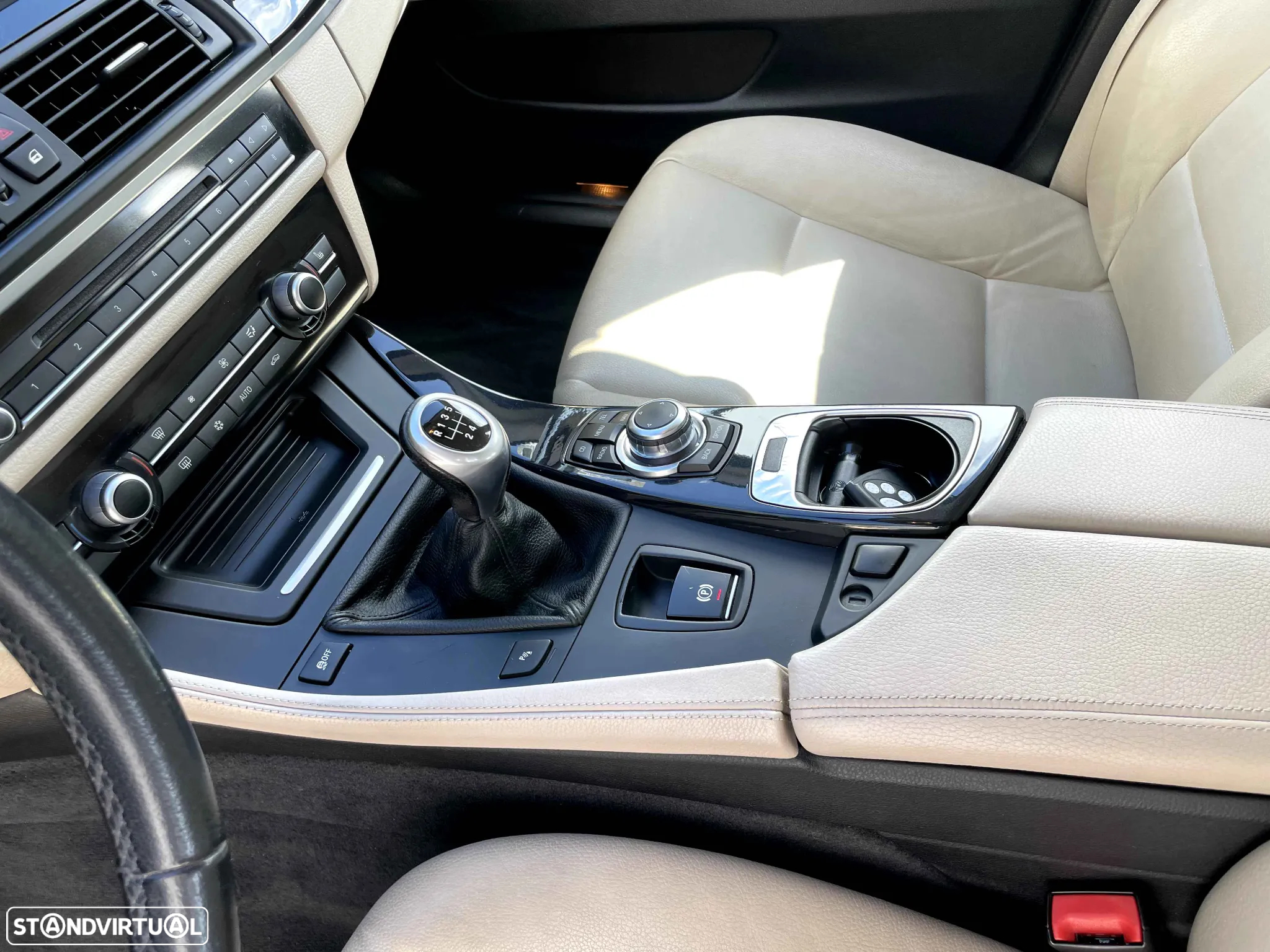 BMW 520 d Touring - 10