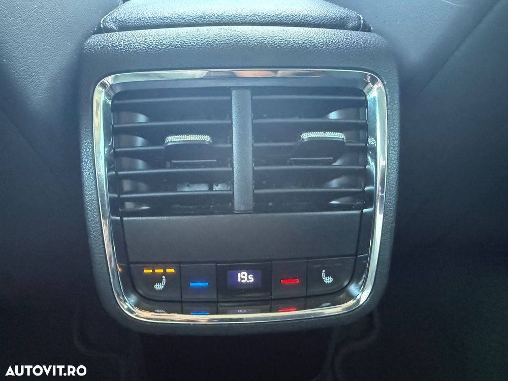 Skoda Octavia 2.0 TDI DSG Exclusive - 38