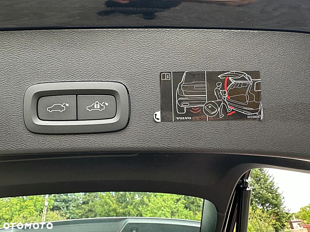 Volvo XC 40 T3 Geartronic RDesign - 30