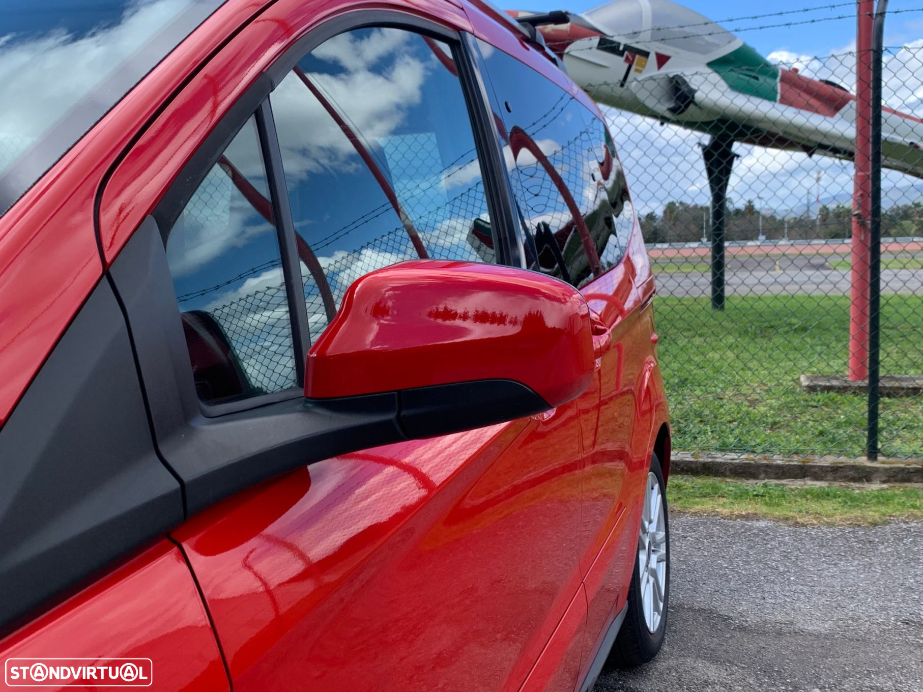 Ford Tourneo Connect 1.0i EcoBoost Titanium - 5
