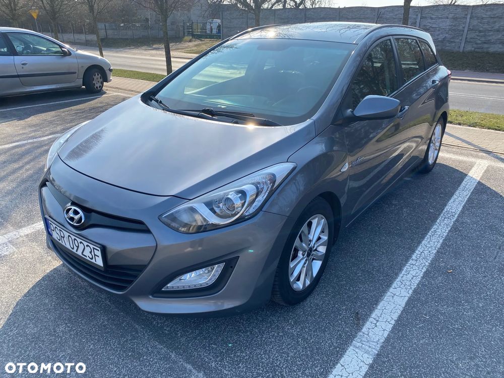 Hyundai i30 blue Kombi 1.6 GDi Style - 3