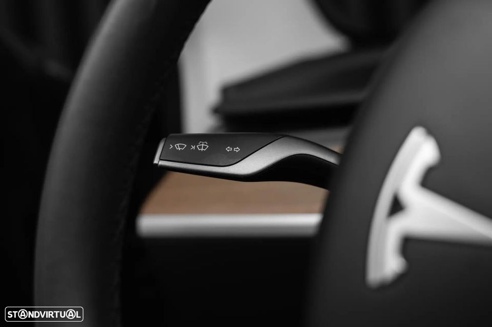Tesla Model 3 Long Range AWD Dual Motor - 34