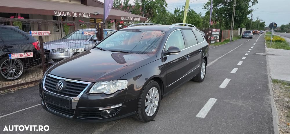 Volkswagen Passat 2.0 TDI DPF Highline - 29