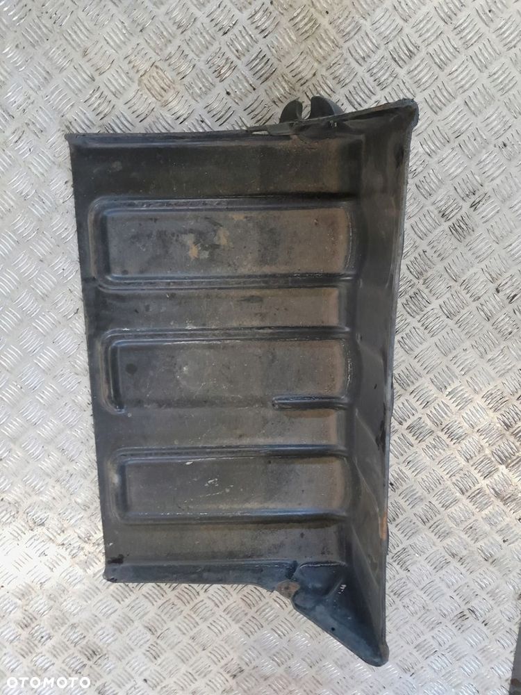 OBUDOWA AKUMULATORÓW RENAULT MIDLUM DXI 220 5010314883 - 2