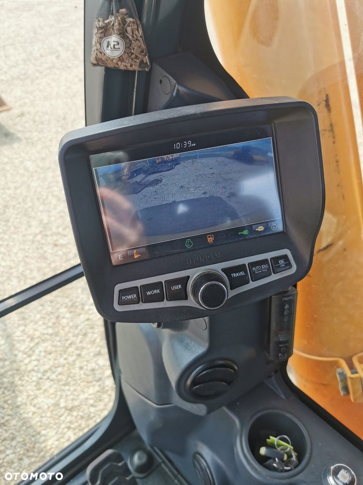 Hyundai HLC300-9A - 25