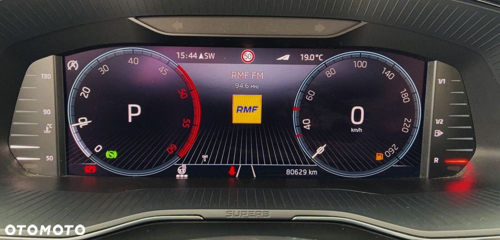 Skoda Superb 2.0 TDI SCR L&K DSG - 22