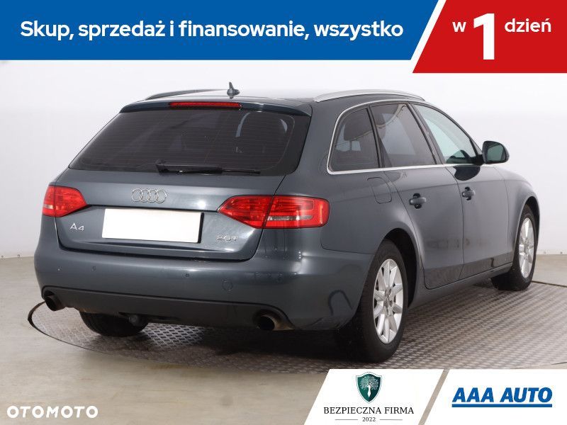 Audi A4 Avant - 7