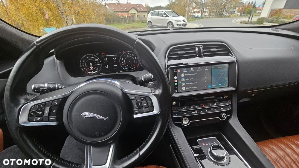 Jaguar F-Pace 2.0 i4P AWD Portfolio - 4