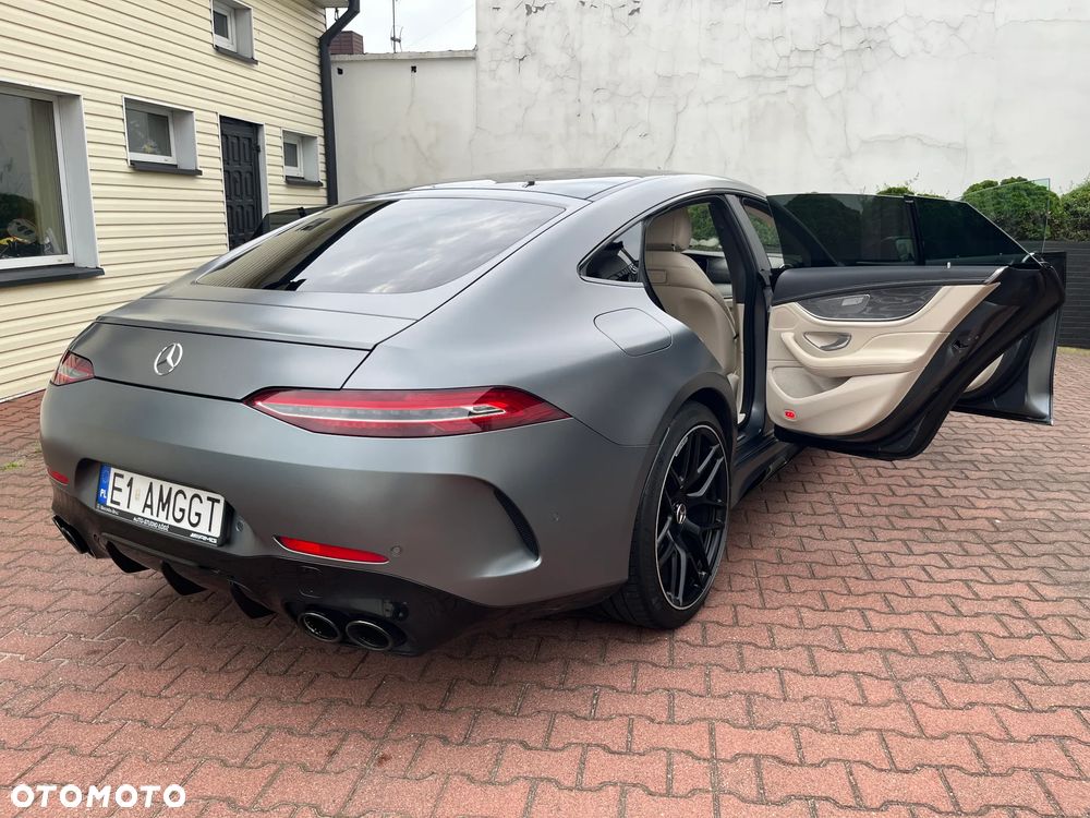 Mercedes-Benz AMG GT 43 4-Matic+ - 31