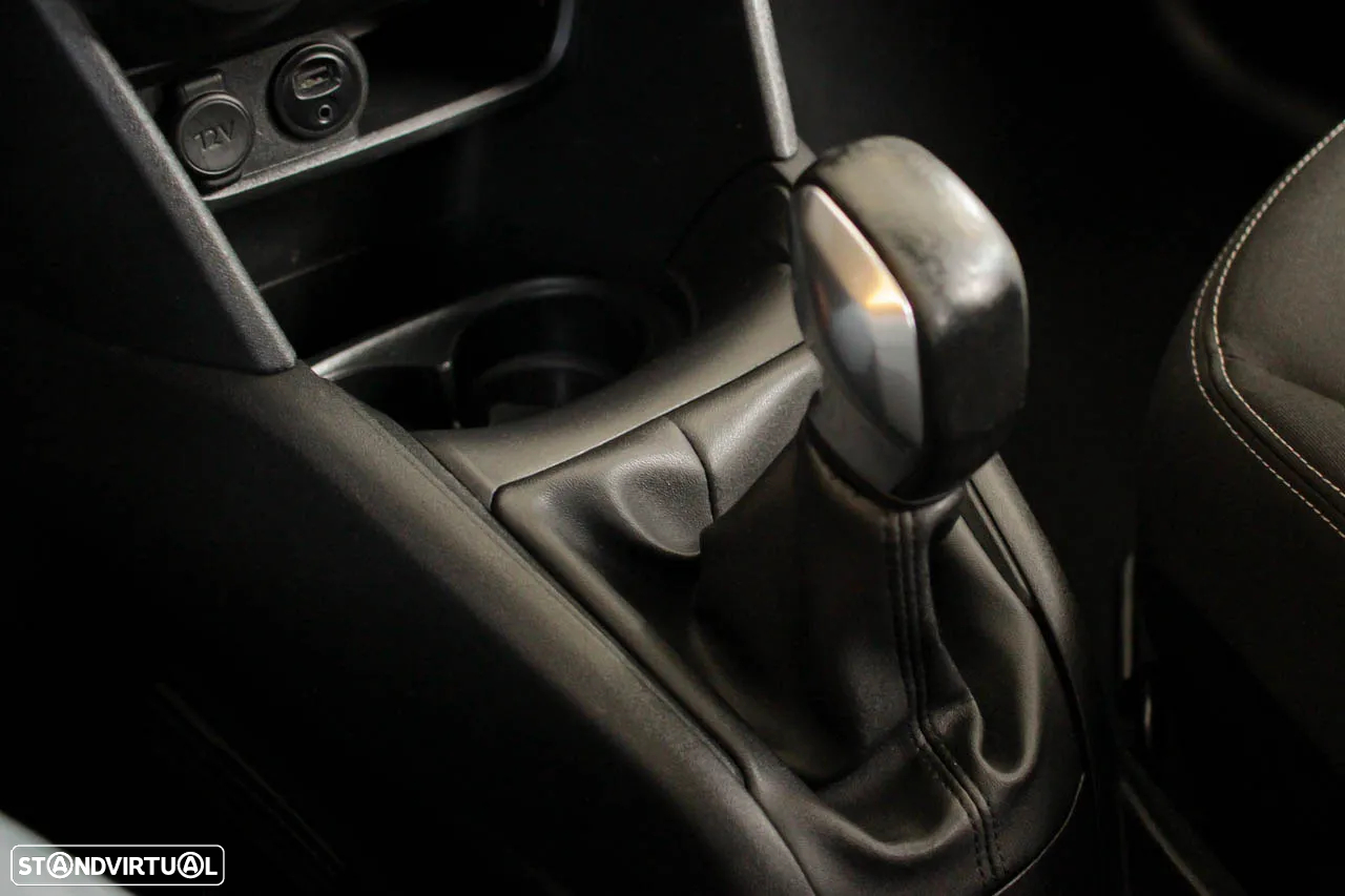 Peugeot 208 1.2 PureTech Style - 17