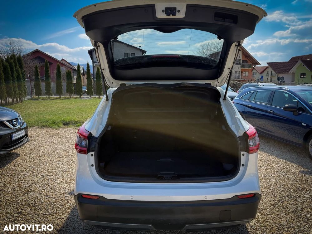 Nissan Qashqai 1.5 DCI TEKNA - 6