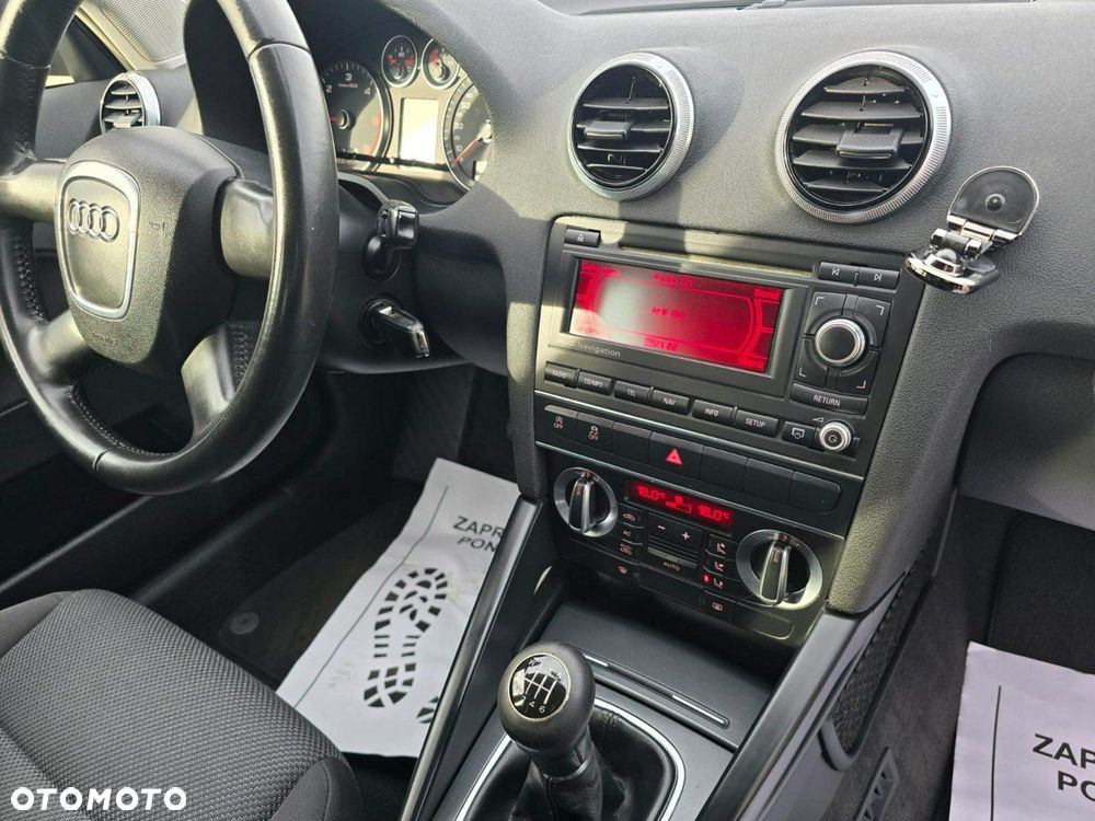 Audi A3 Sportback - 18