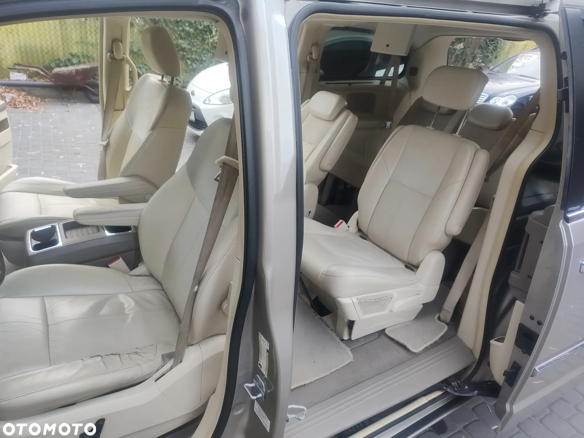 Chrysler Town & Country 4.0 Limited - 24