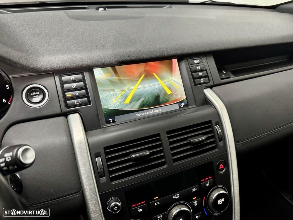 Land Rover Discovery Sport 2.0 D AWD R-Dynamic - 11