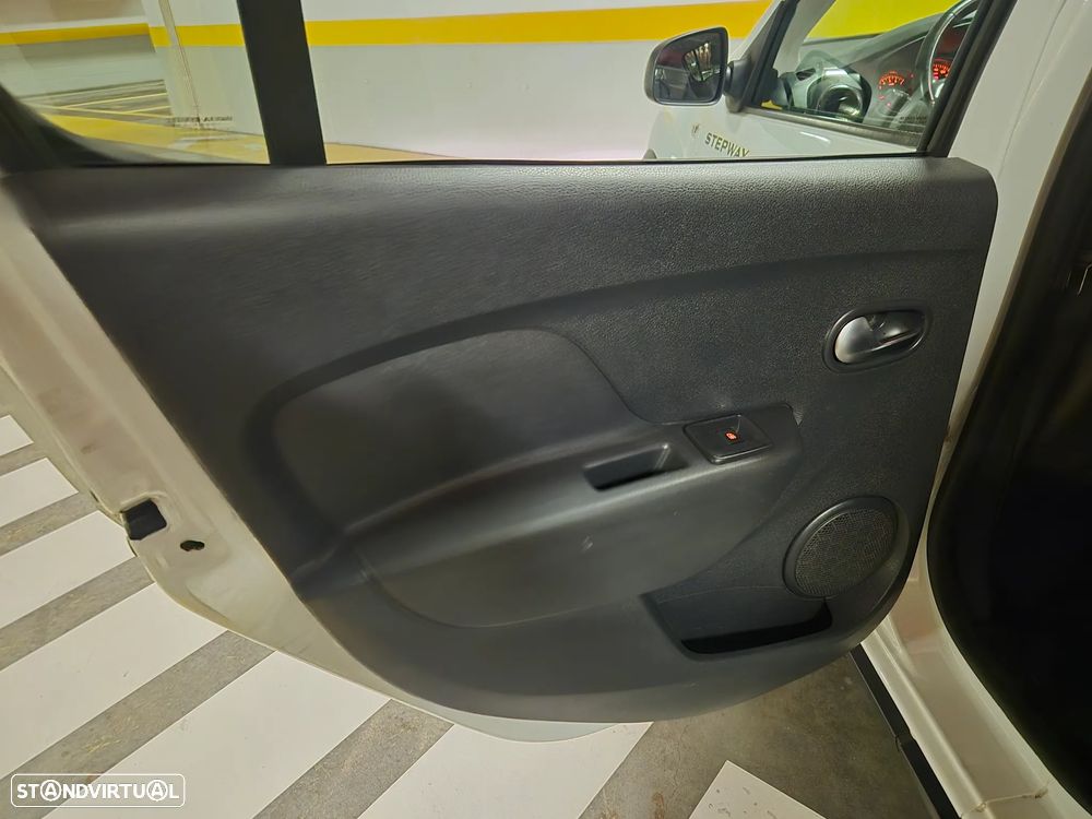 Dacia Sandero 1.0 ECO-G Stepway Bi-Fuel — fotografia 34