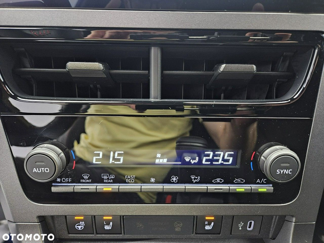 Toyota Yaris - 19