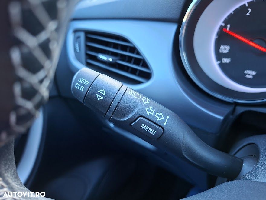 Opel Astra 1.5 D Start/Stop 2020 - 11