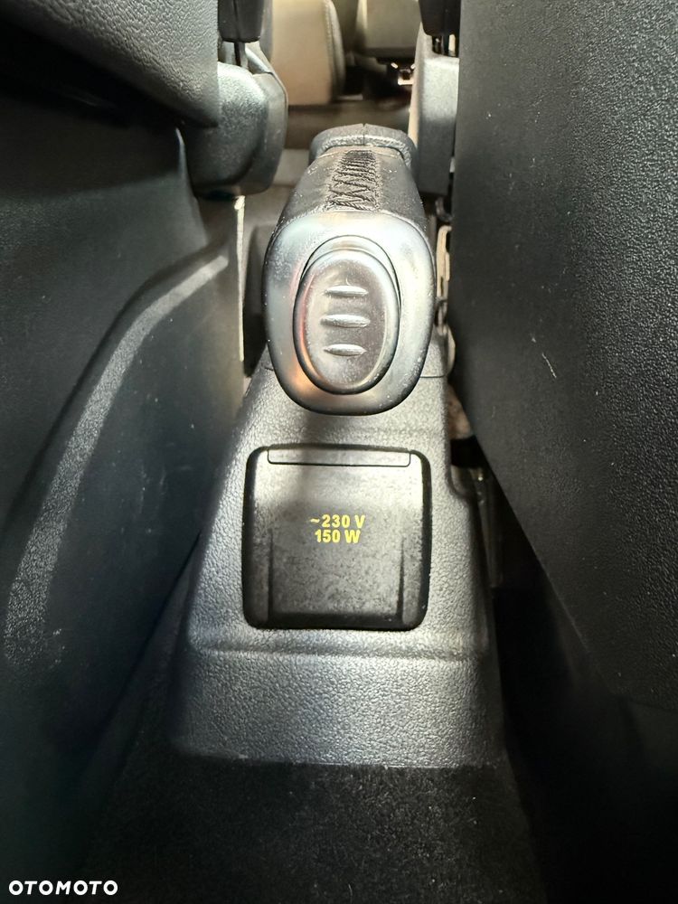 Ford Tourneo Custom 320 L2H1 VA Autm Titanium X - 36