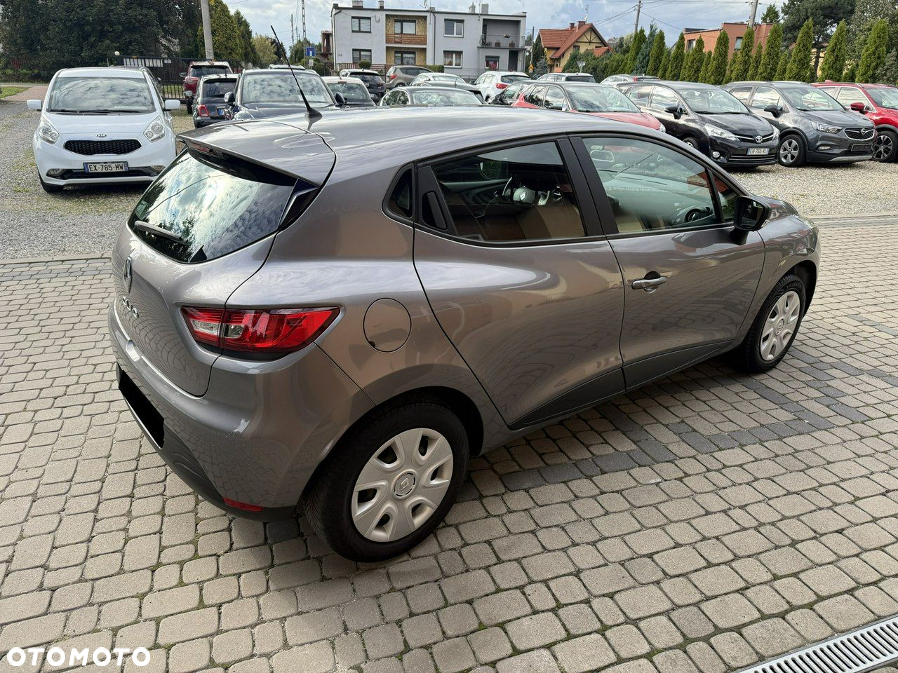 Renault Clio 1.2 16V Life - 6