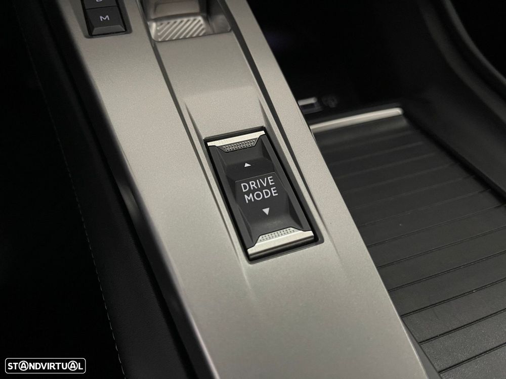 Peugeot 308 SW 1.2 PureTech Allure Pack EAT8 - 54