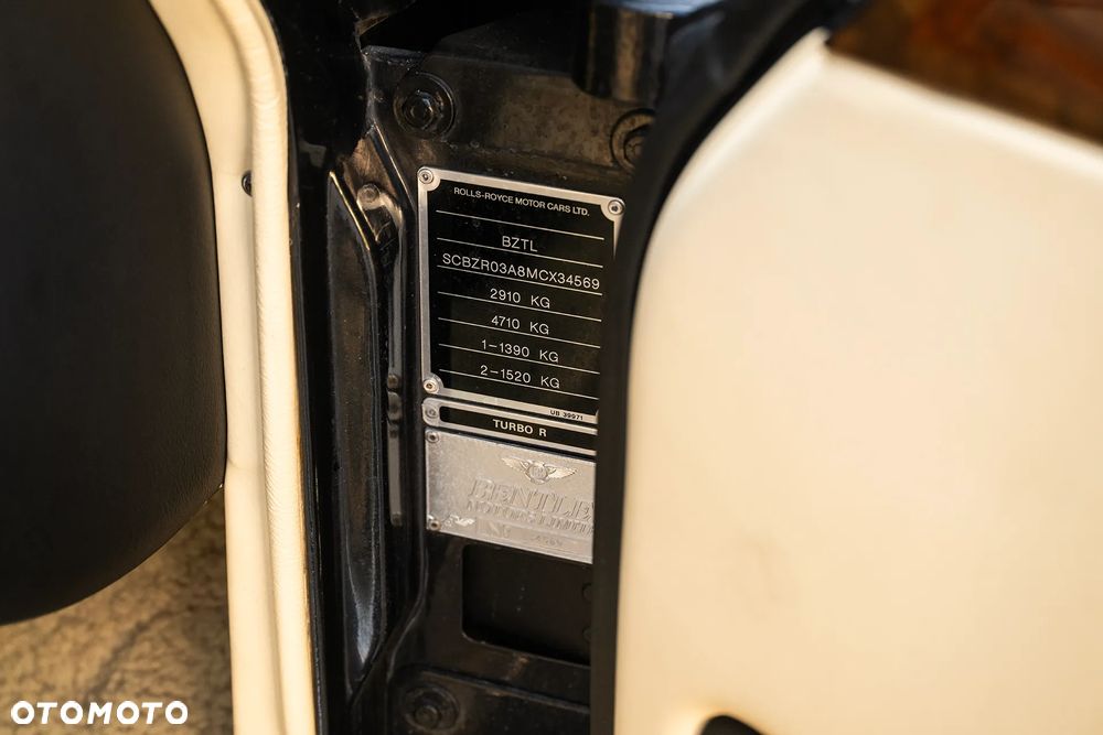 Bentley Turbo R - 34