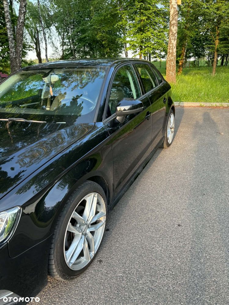 Audi A3 Sportback - 13