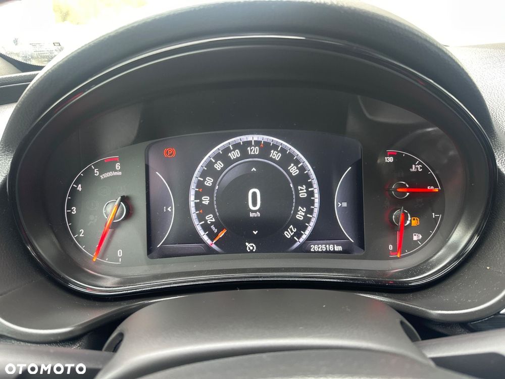 Opel Insignia 2.0 CDTI Cosmo S&S - 10