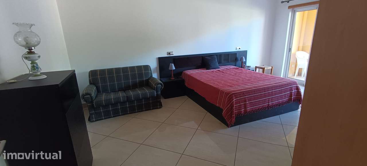 Apartamento T2 com varanda e garagem em Tavira - Grande imagem: 3/7