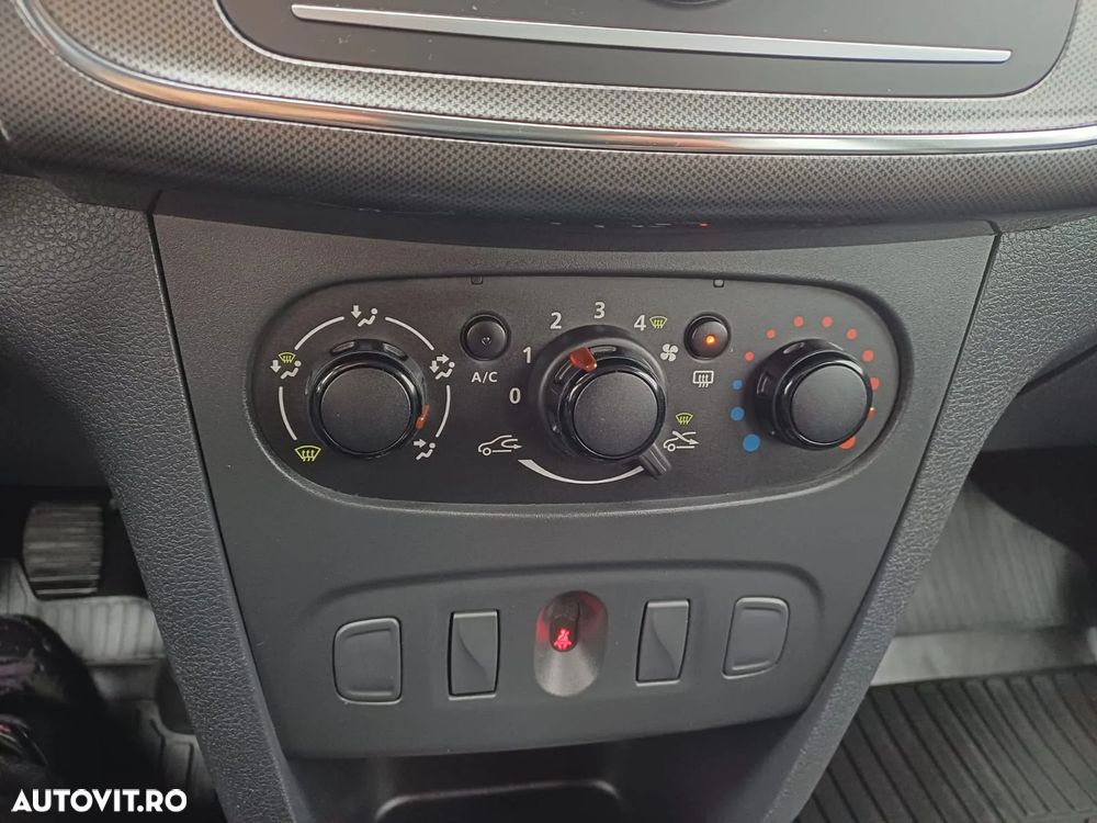 Dacia Sandero Stepway ECO-G 100 MT6 Essential - 14