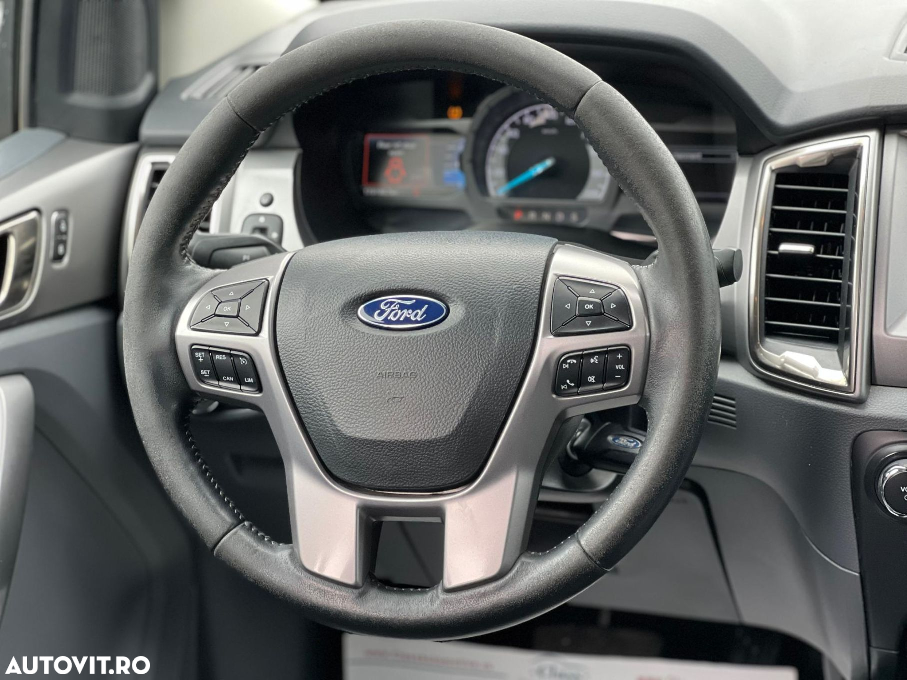 Ford Ranger - 10