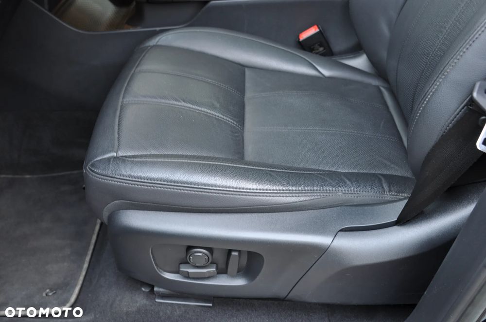 Land Rover Range Rover Evoque P200 R-Dynamic SE - 14