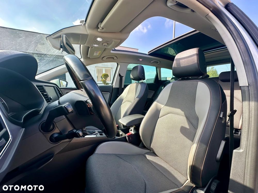 Seat Leon Sportstourer 2.0 TDI Start&Stop 4Drive DSG X-Perience - 26