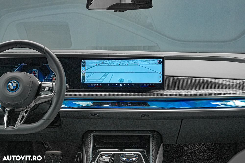 BMW M7 M760e xDrive PHEV - 21